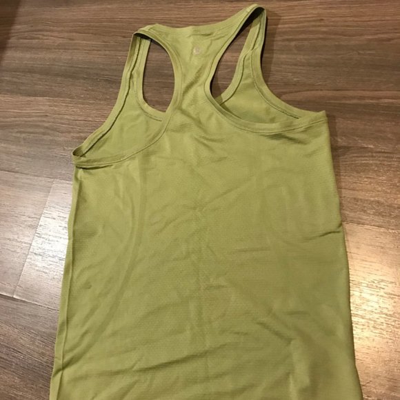 Lululemon Tank - Picture 2 of 2